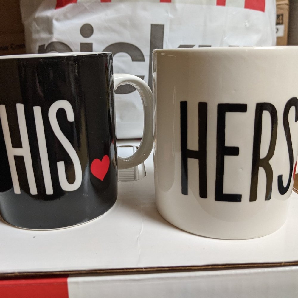 His & Hers mug set with hearts